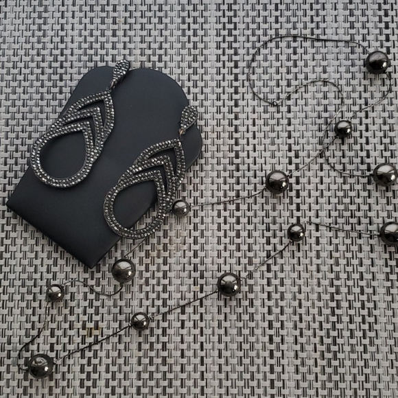 Y2k Black Statement Drop Long Earrings and Necklace set - Picture 3 of 6